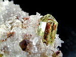apatite21_1.jpg (35536 バイト)
