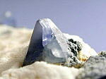 benitoite2.JPG (18772 oCg)