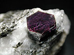 corundum21_3.jpg (33535 oCg)