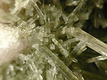 diopside23_2.jpg (35012 バイト)