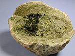 epidote23_2.jpg (59821 oCg)