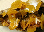 wulfenite1.jpg (42646 oCg)